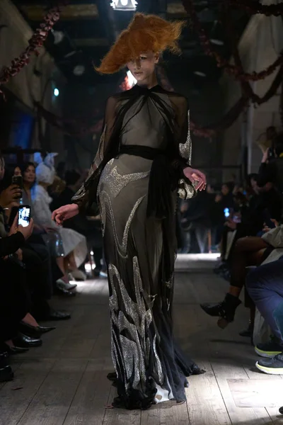 Look 9